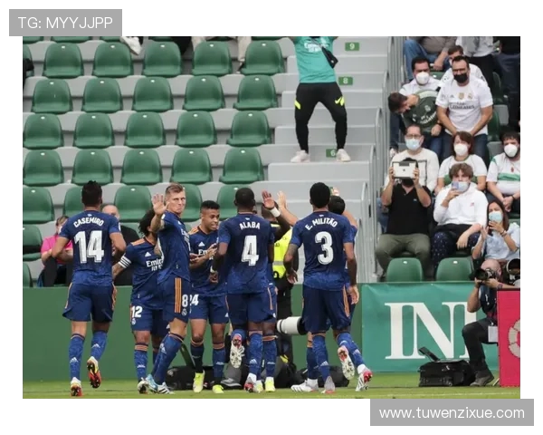 皇马取胜依然遭遇球迷嘘声 维尼修斯被换下引发看台分歧